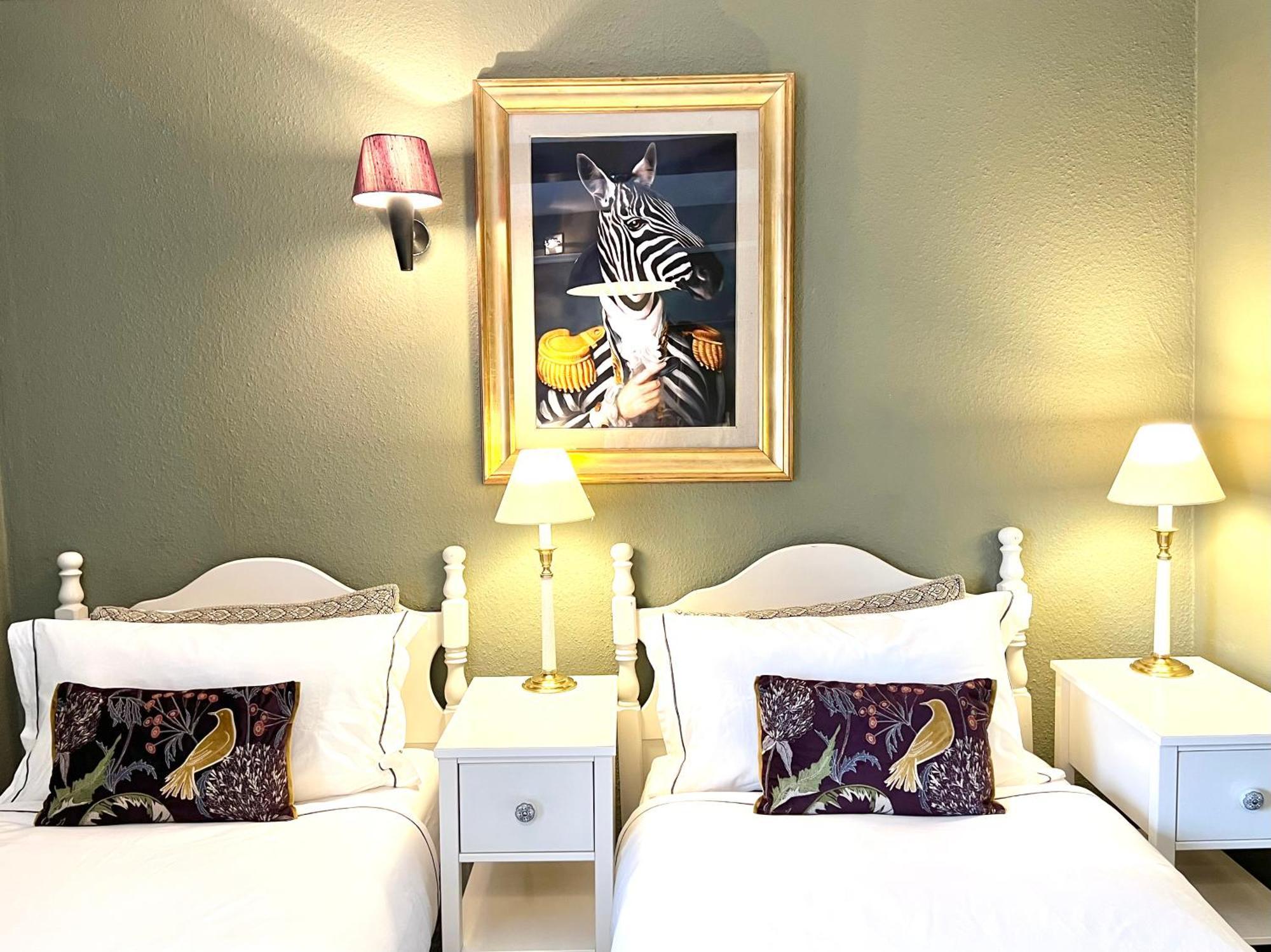 Colthrop Manor B&B Татчъм Екстериор снимка